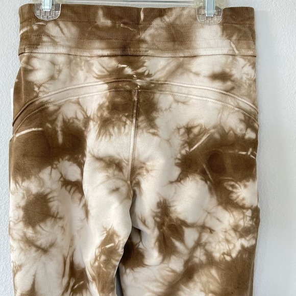 New Lululemon Warm Down Joggers - Picture 7 of 8